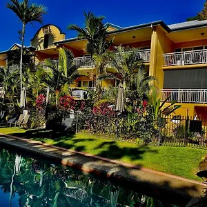 The York Beachfront 4* Yorkeys Knob